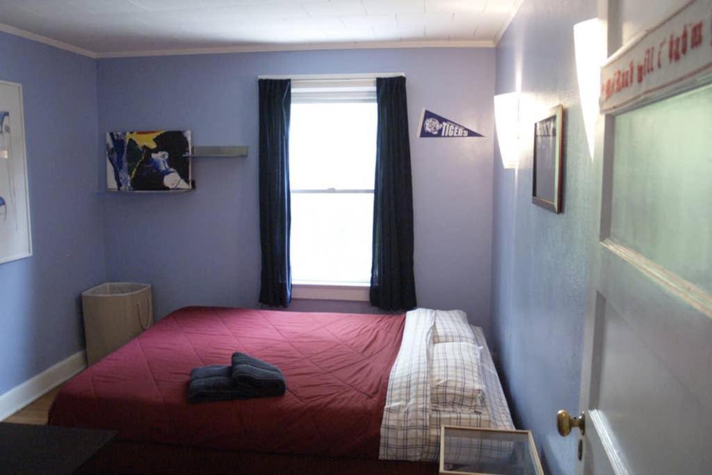 Rainbow House And Small Garden Princeton Extérieur photo