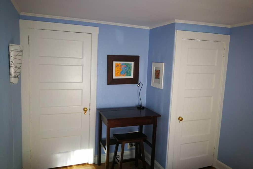 Rainbow House And Small Garden Princeton Extérieur photo